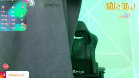 Snapshot of lilylouisee_ chatting on 11.11.25 Liliana louise online show from 11.11.25