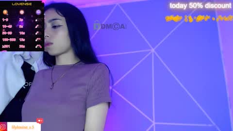 Snapshot of lilylouisee_ chatting on 12.03.25 Liliana louise online show from 12.03.25