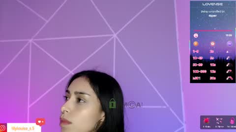 Snapshot of lilylouisee_ chatting on 06.12.26 Liliana louise online show from 06.12.26