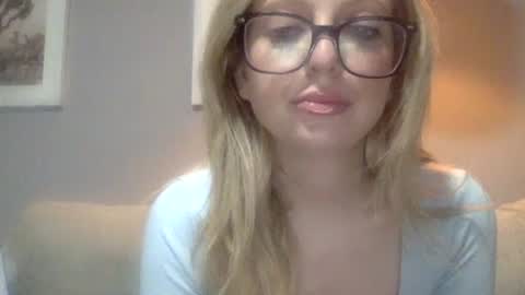Snapshot of lilymae98 chatting on 12.04.24 LilyMae online show from 12.04.24