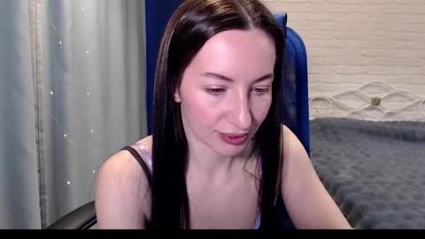 Snapshot of lilymellow chatting on 03.02.26 Lily online show from 03.02.26