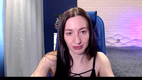 Snapshot of lilymellow chatting on 03.05.26 Lily online show from 03.05.26