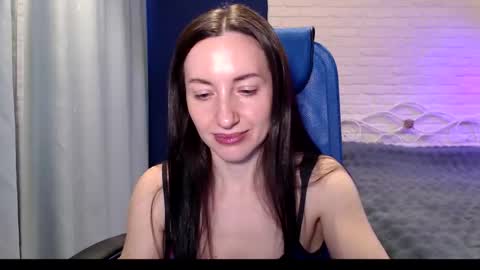 Snapshot of lilymellow chatting on 03.13.26 Lily online show from 03.13.26