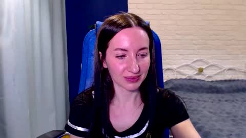 Snapshot of lilymellow chatting on 03.20.26 Lily online show from 03.20.26