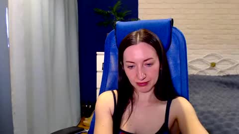 Snapshot of lilymellow chatting on 04.29.26 Lily online show from 04.29.26