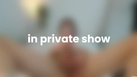 Lily Reina online show from 04.20.26