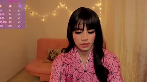 lily help me to collect more cosplay online show from 01.10.25