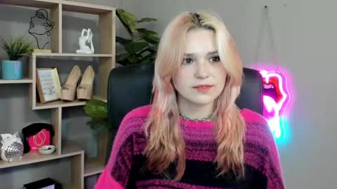 Snapshot of lilysweetxo chatting on 07.05.26 Lily online show from 07.05.26