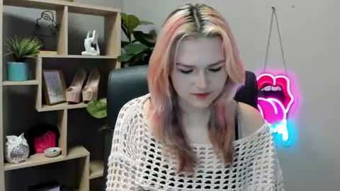 Snapshot of lilysweetxo chatting on 07.07.26 Lily online show from 07.07.26