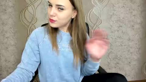    online show from 10.06.25