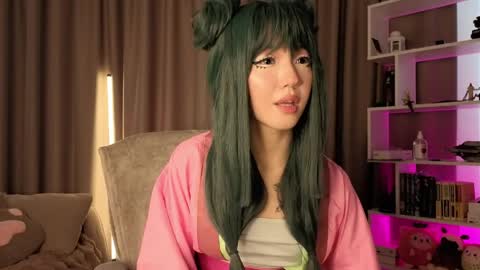 Lin Use menu to play with me  online show from 04.14.26