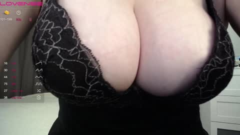 Lina online show from 12.08.24