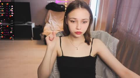 Scarlet online show from 04.13.26