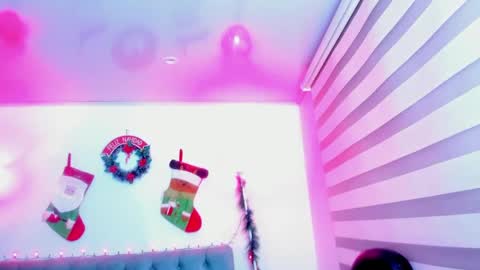  Lina Bedoya  online show from 12.22.24