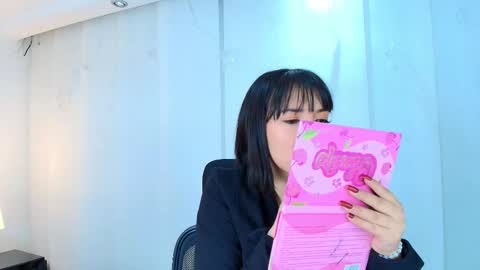  Lina Bedoya  online show from 09.09.25