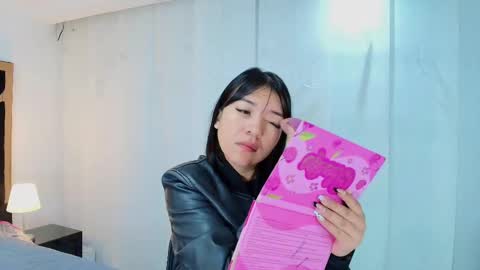  Lina Bedoya  online show from 10.02.25