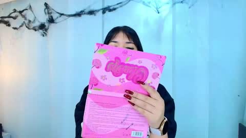  Lina Bedoya  online show from 11.06.25