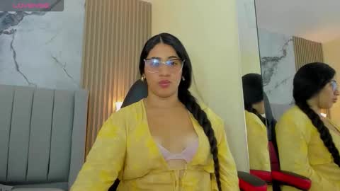 LINA DUBOIS  online show from 11.25.25