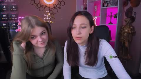 lina_fox12 online show from 10.08.25