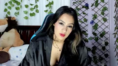 paola online show from 02.20.25