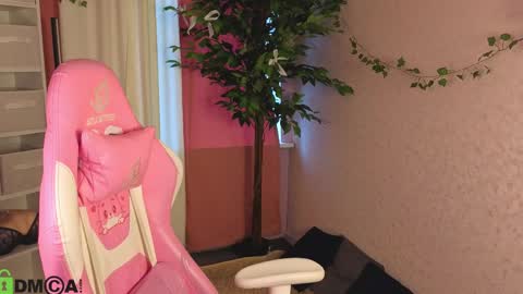 LINA online show from 04.10.26