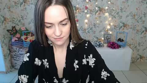 Lina online show from 02.22.25