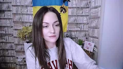 Lina online show from 10.26.25