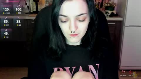 Lina 3  1715622743 online show from 02.14.25