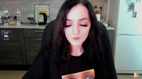 Lina 3  1715622743 online show from 09.11.25