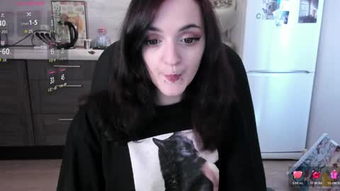 Lina 3  1715622743 online show from 04.08.26