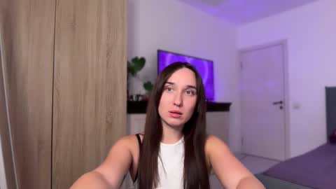 Lina online show from 09.14.25