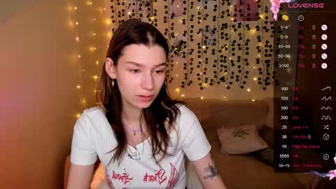 Lina online show from 11.06.25