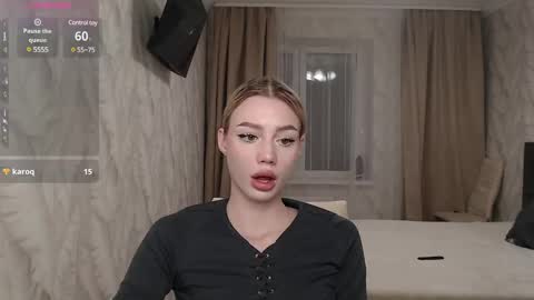 Snapshot of linacute52 chatting on 02.06.25 linacute52 online show from 02.06.25