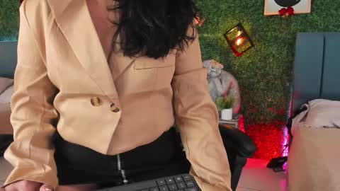 Lina  online show from 02.09.26