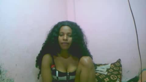 linah1123 online show from 12.02.25