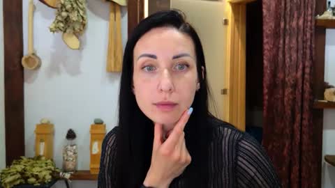 LinaLivee online show from 05.13.26