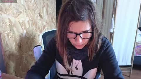 Lina online show from 02.23.25