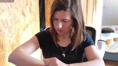 Lina online show from 03.01.25