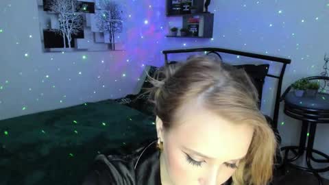 Lina online show from 01.22.25