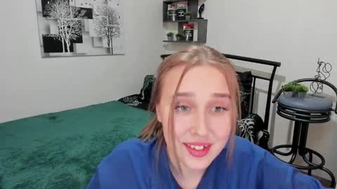 Lina online show from 03.04.25