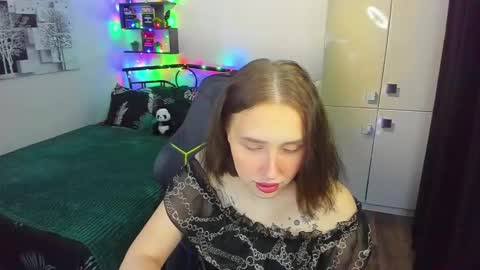 Lina online show from 02.28.26