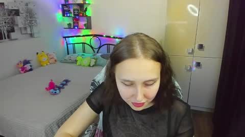 Snapshot of linatruly chatting on 04.20.26 Lina online show from 04.20.26