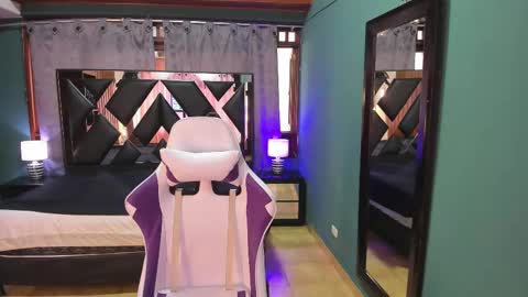  Linda  online show from 02.25.25