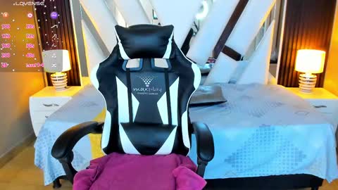  Linda  online show from 09.20.25