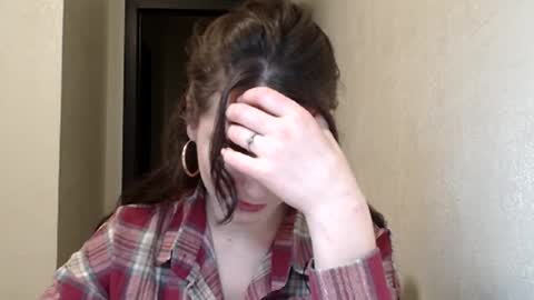 Linda online show from 12.21.25