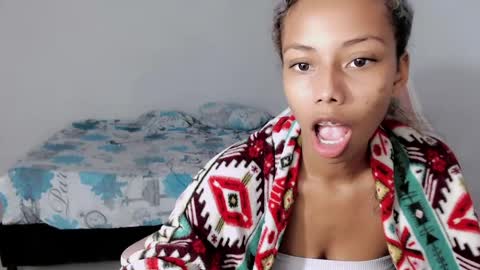 Snapshot of linda_brown_1 chatting on 04.17.26 linda brown online show from 04.17.26