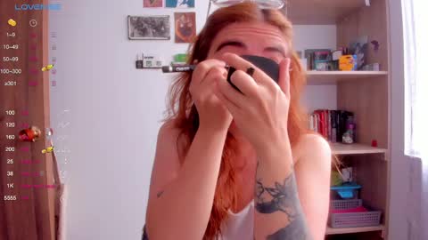 Giggles  online show from 03.04.25