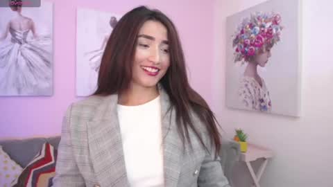 Maria Paula online show from 02.28.25