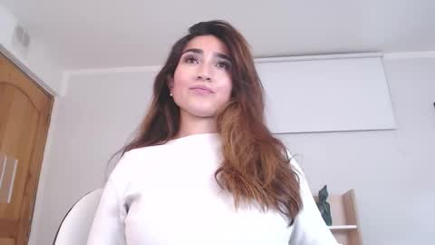 Snapshot of linda_morgan1 chatting on 02.18.26 Maria Paula online show from 02.18.26