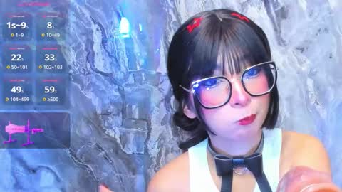 linda_sofi__ online show from 11.25.25